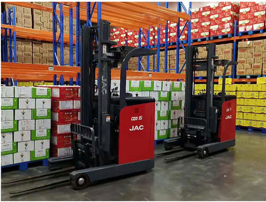 JAC 2Tonの電気スタンドアップ式の範囲のトラックのフォークリフトのマストはCdd15qを進める