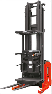 倉庫のピッカー トラックの引き手1500kg 5m 24V 770Ah
